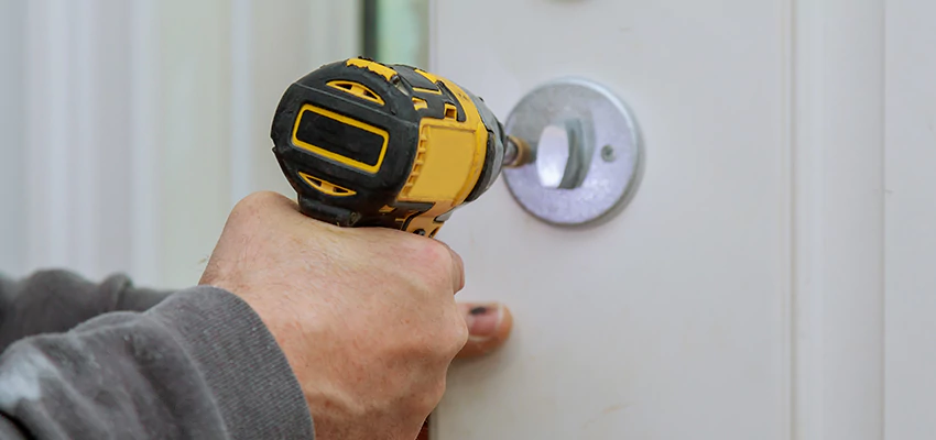 Street Locksmith For Smart Lock Repair in Santa Rosa, CA